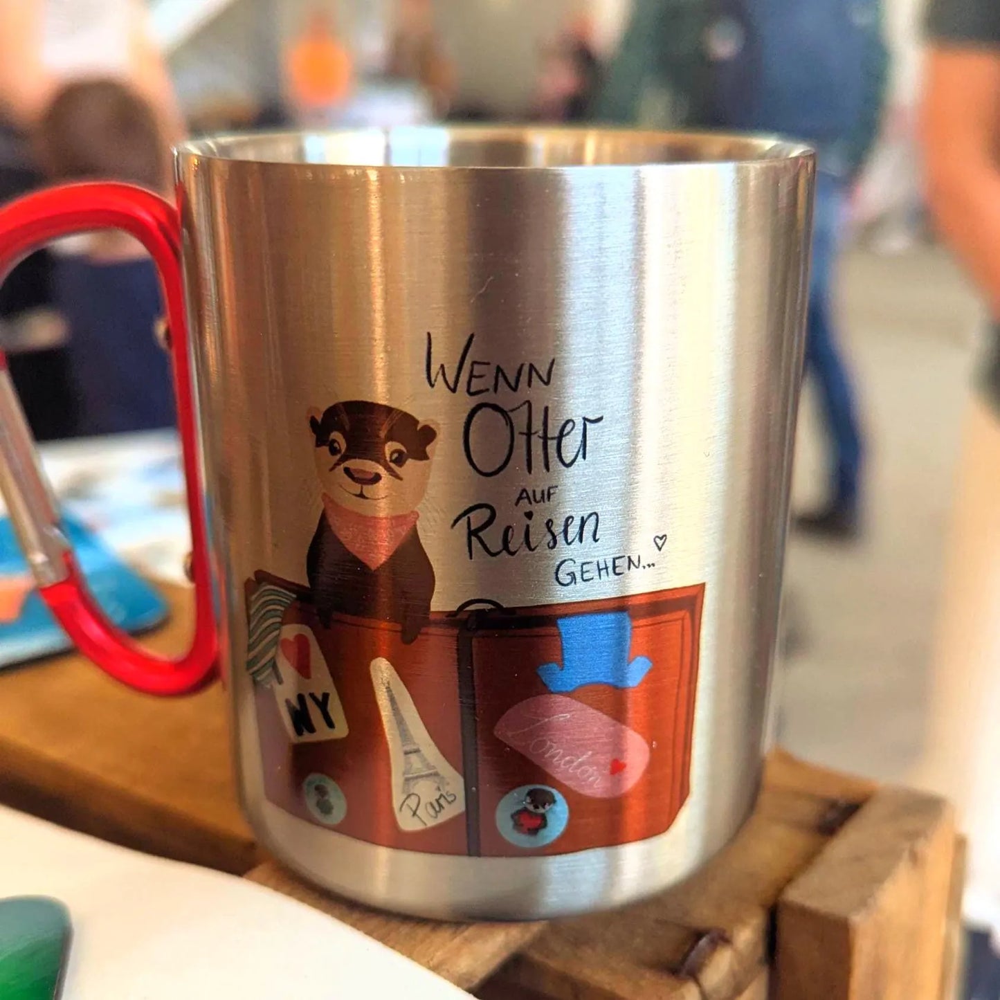 Wenn Otter auf Reisen gehen | süße Edelstahltasse mit Karabinergriff | Otter Travel