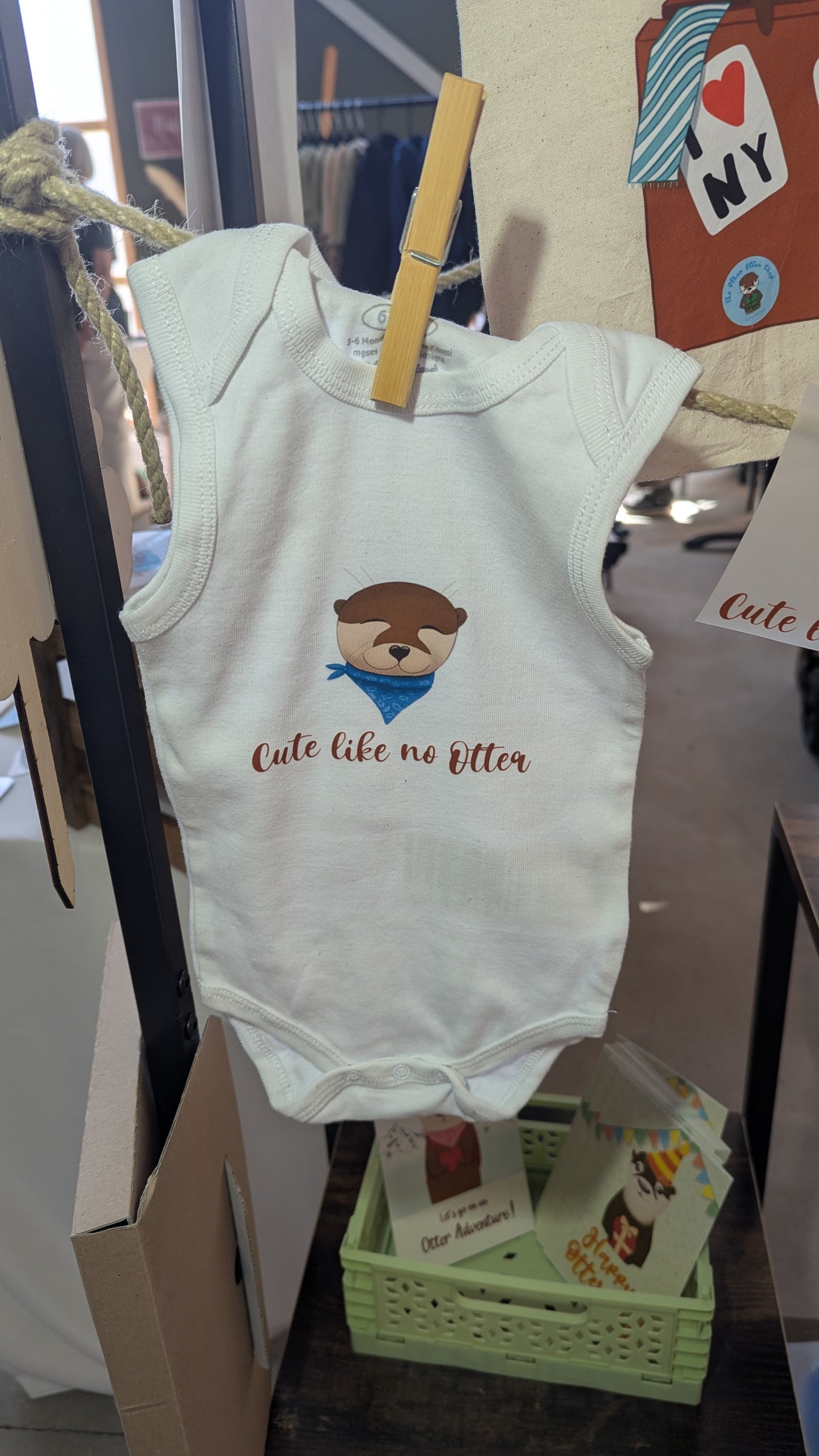 Baby-Body | "Cute like no Otter" | für Neugeborene und Kleinkinder | kleiner Otter mit Schal und Spruch