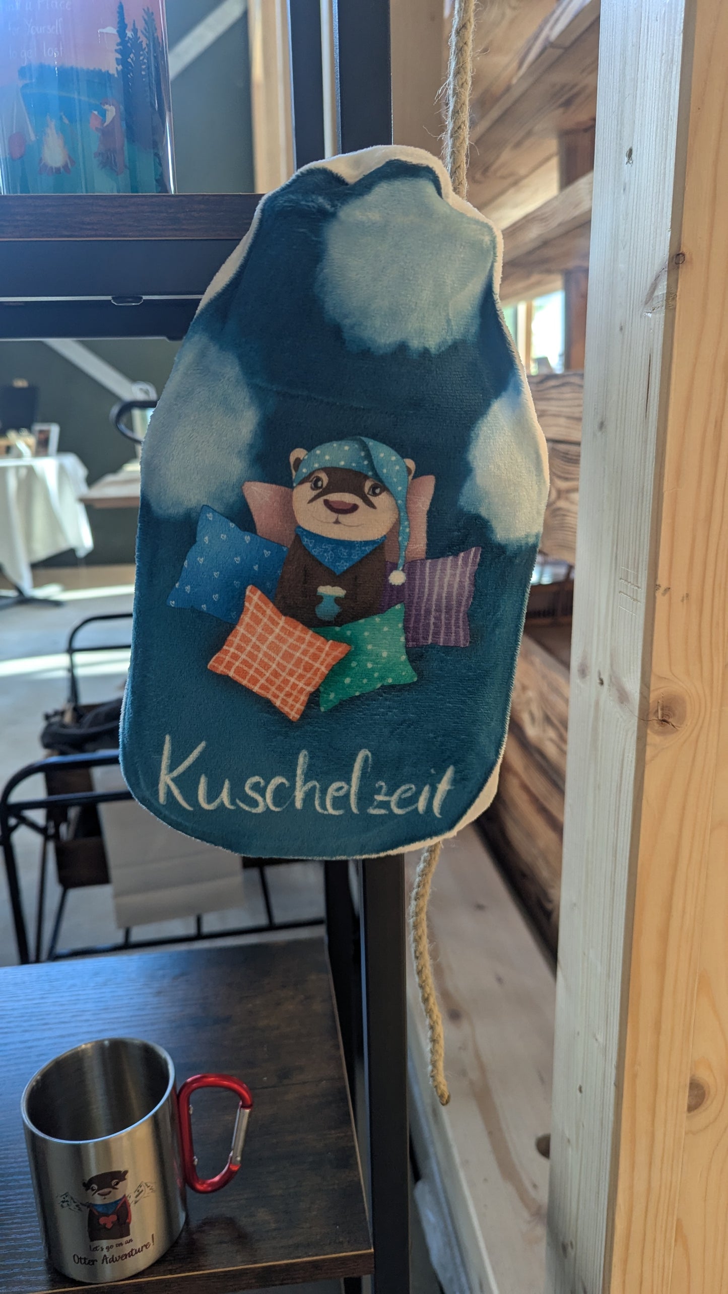 Kuschelzeit Otter Wärmflasche mit bedrucktem Stoffbezug für Kinder und Erwachsene | perfekt als Weihnachtsgeschenk