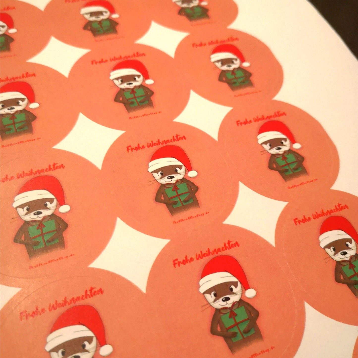 Weihnachtsotter | 10 Sticker | Papieraufkleber | Weihnachten | Rund | The Other Otter Shop