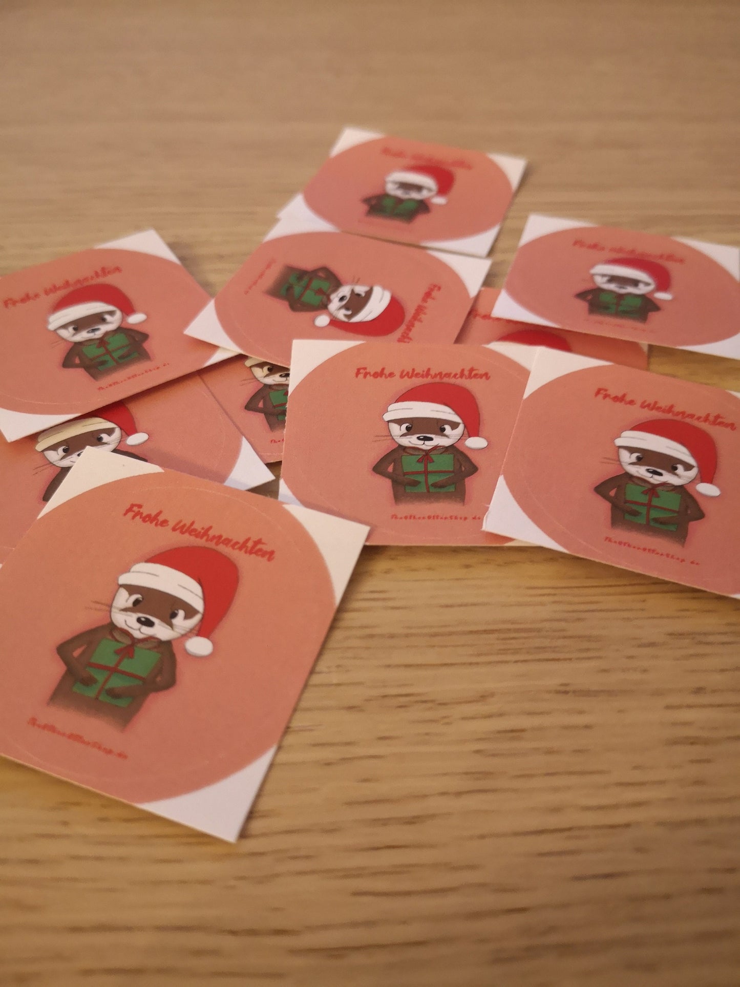 Weihnachtsotter | 10 Sticker | Papieraufkleber | Weihnachten | Rund | The Other Otter Shop